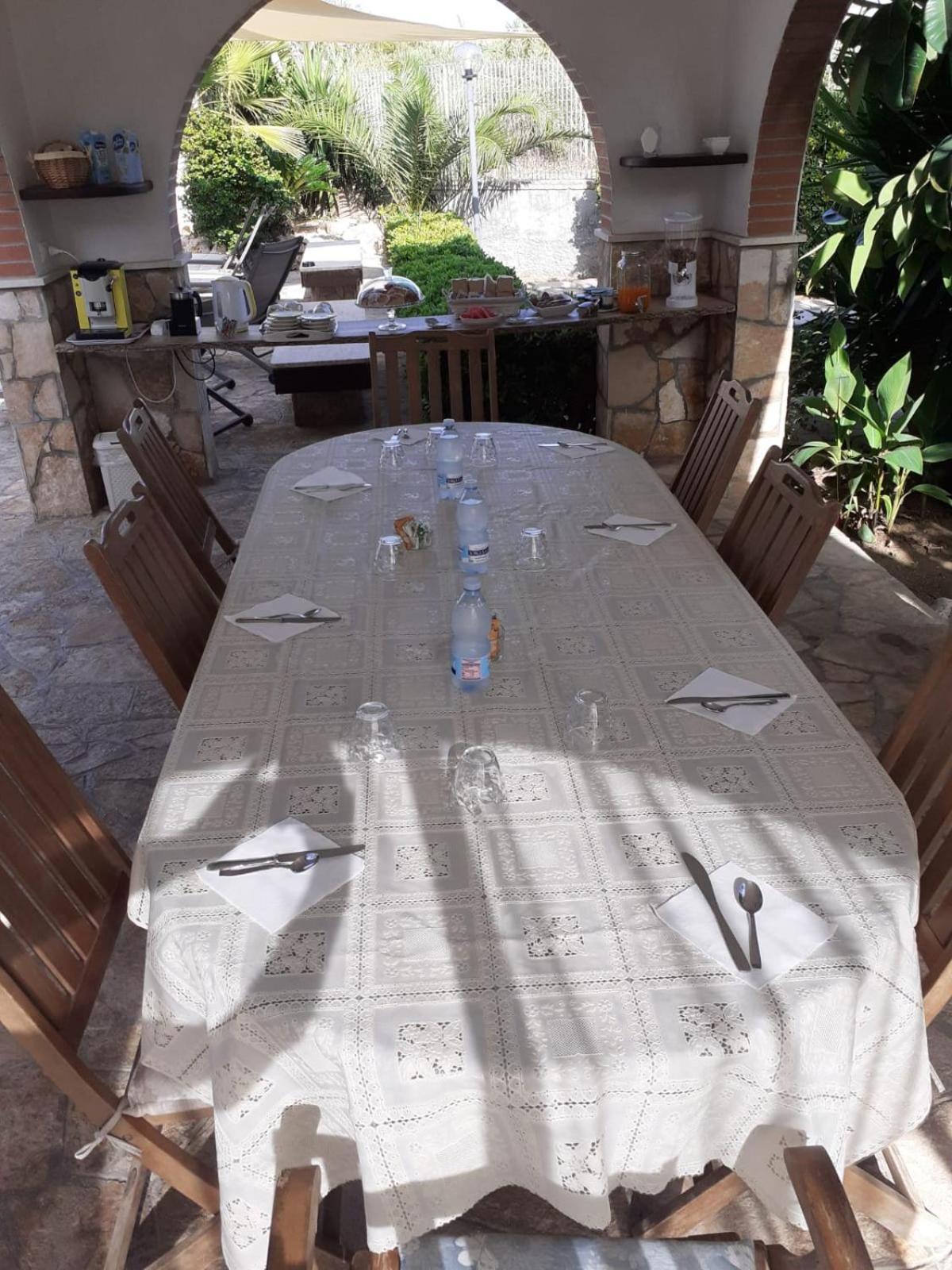Villa Lina Bed&Breakfast Taranto Kültér fotó