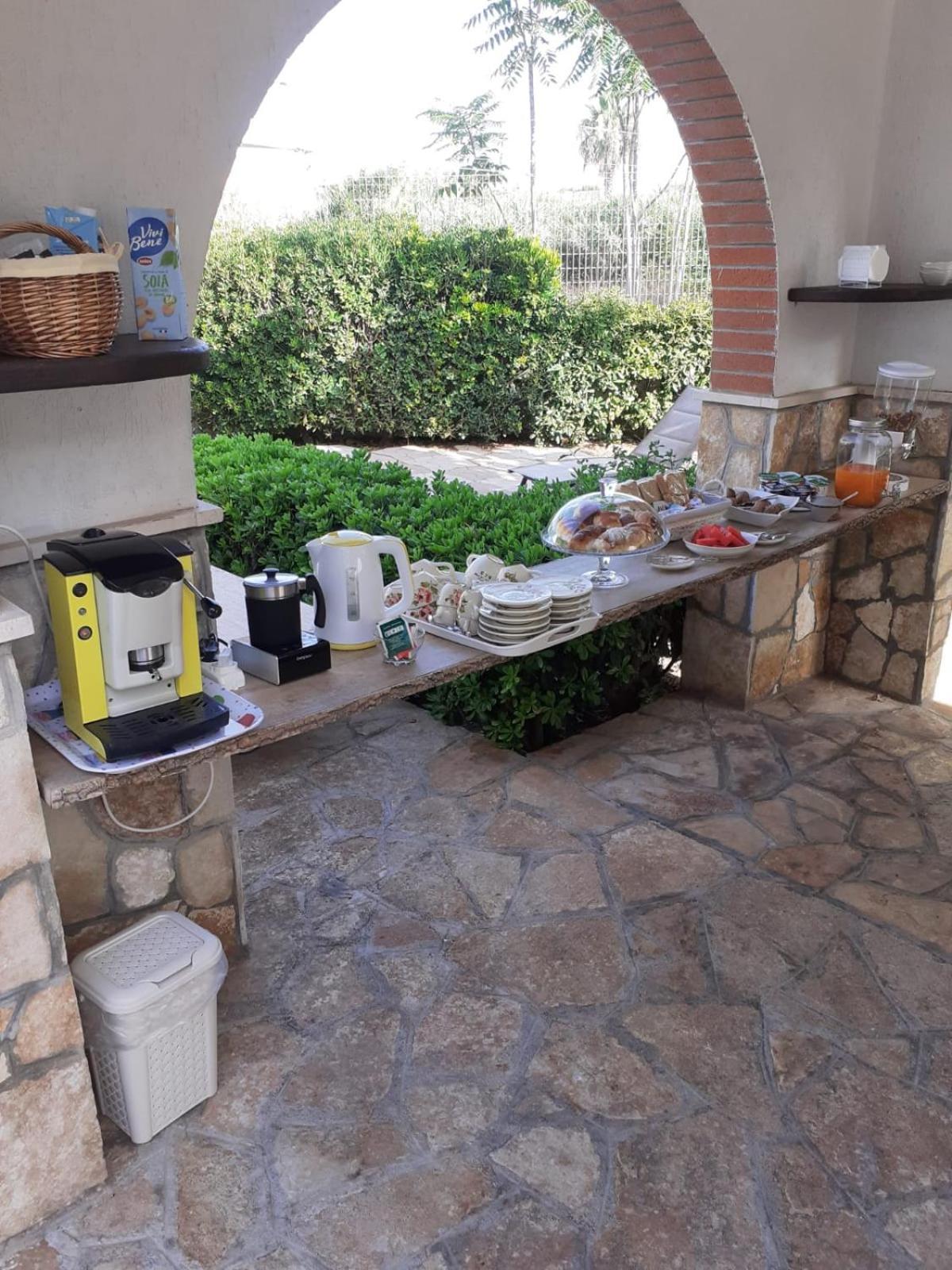 Villa Lina Bed&Breakfast Taranto Kültér fotó